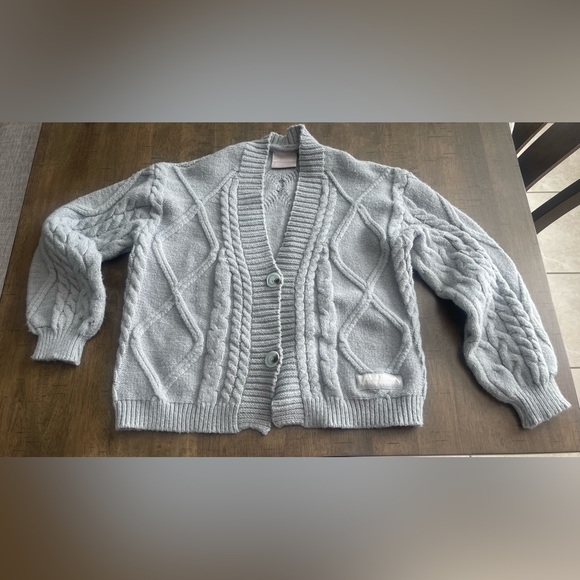 Taylor Swift Soft Gray Cable Knit Cardigan The Tortured Poets Department XS/S - Picture 4 of 9